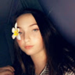 Meet your Posher, Isla